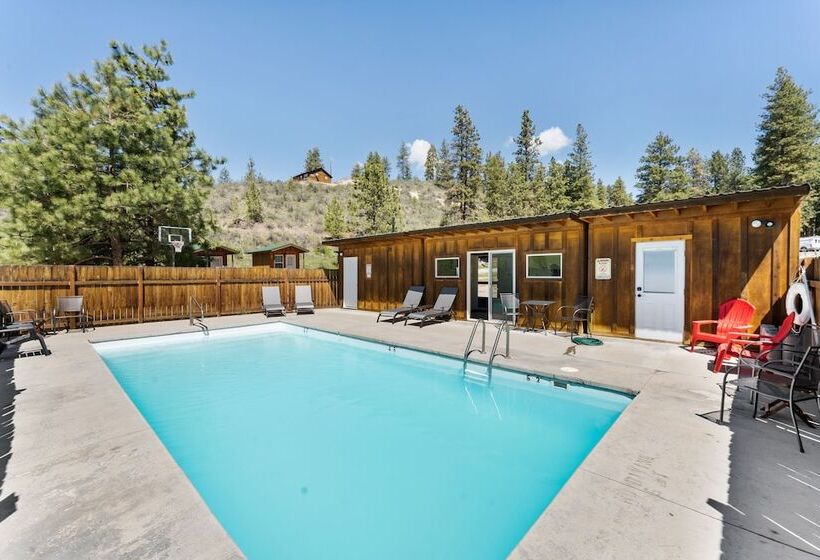 Echo Valley Resort & Cabins