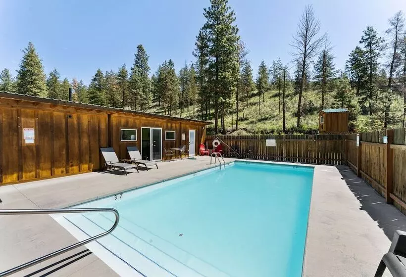 Echo Valley Resort & Cabins