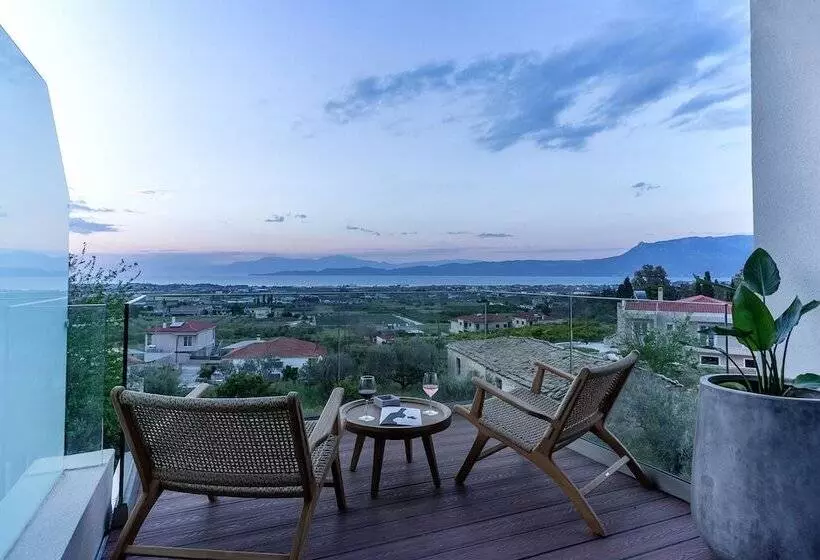 Hotelli Acro Upscale Residences