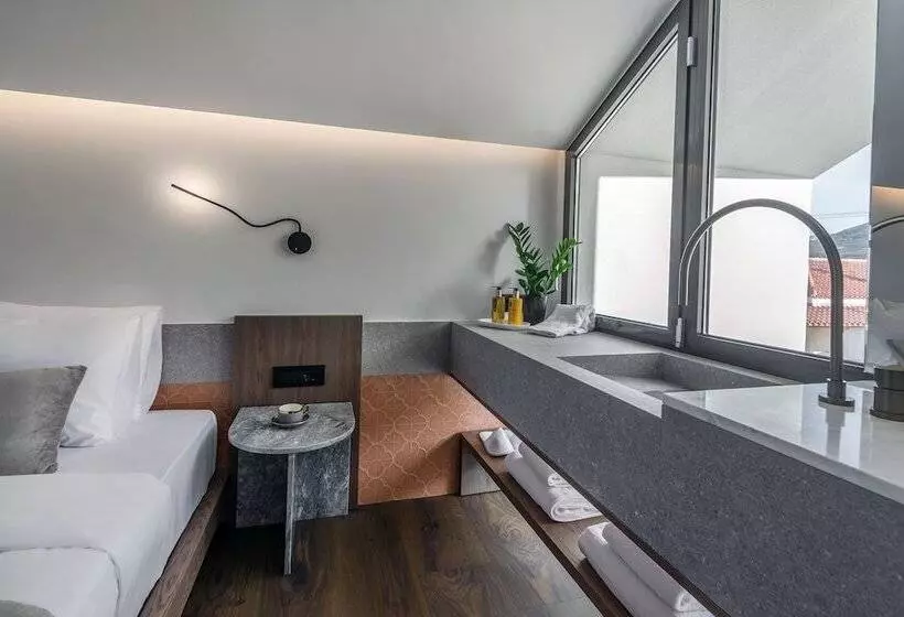 Hotelli Acro Upscale Residences