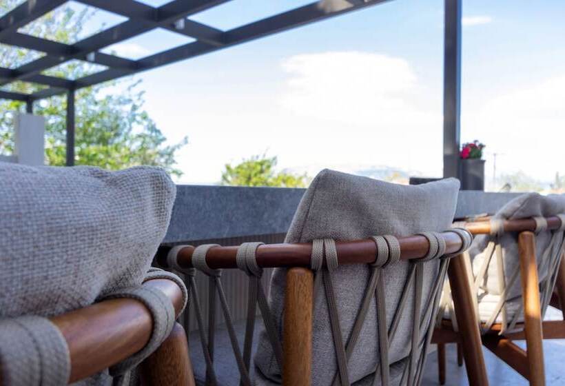 Hotel Acro Upscale Residences