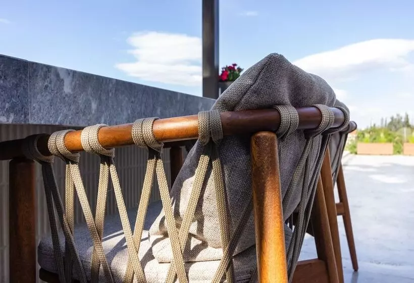 Hotelli Acro Upscale Residences