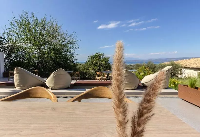 Hotelli Acro Upscale Residences