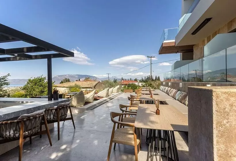 Hotelli Acro Upscale Residences