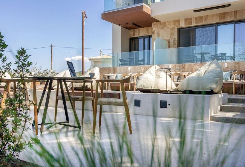 Hotel Acro Upscale Residences