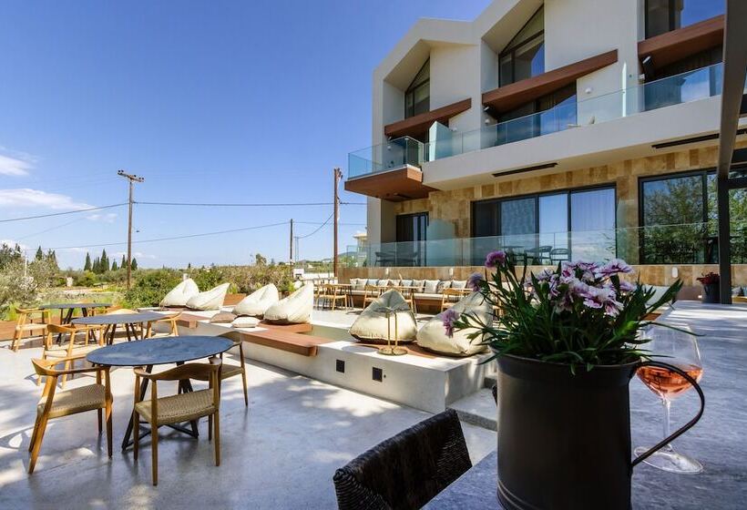 Hotel Acro Upscale Residences