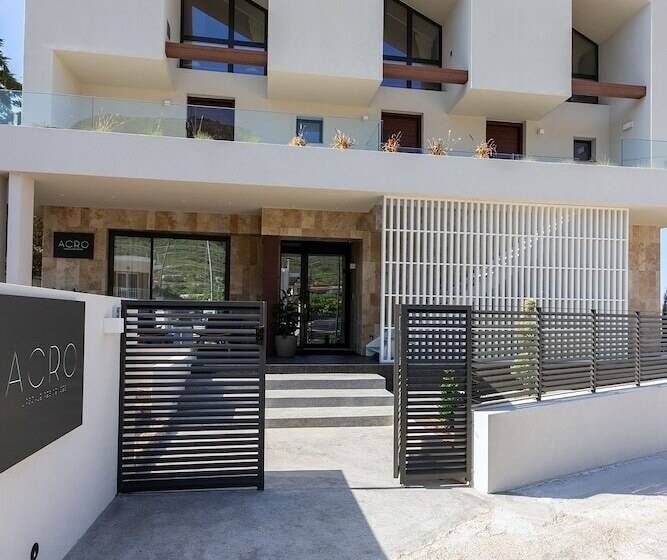 Hotel Acro Upscale Residences