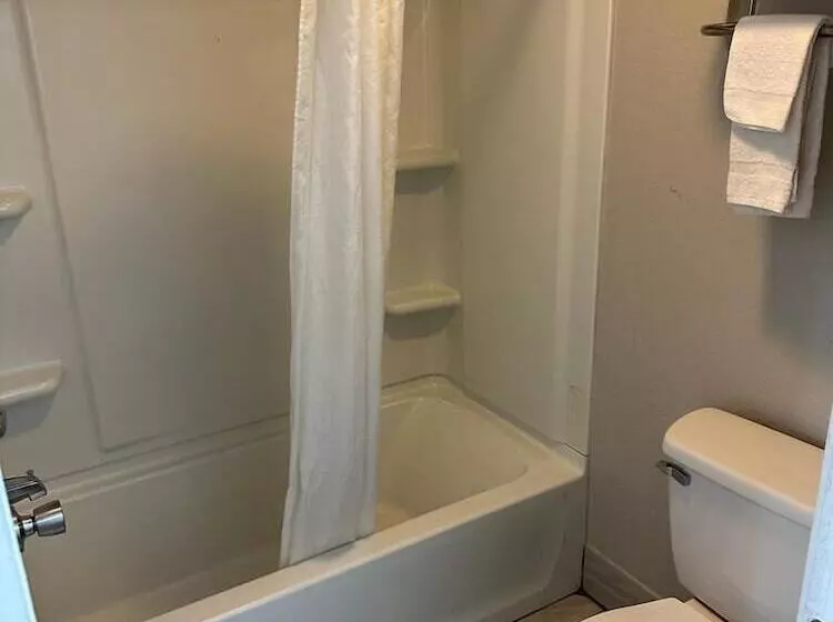 Hotelli Cozy Garden Inn