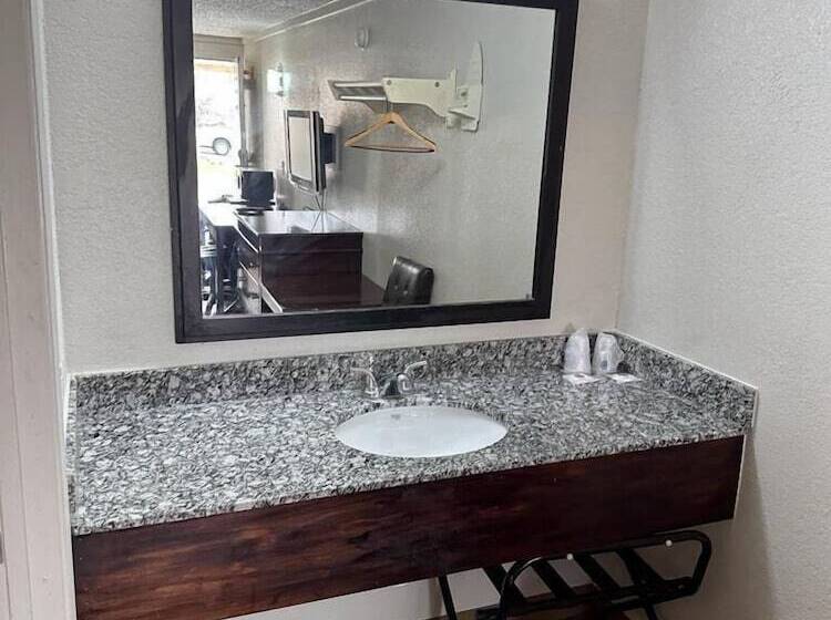 בית מלון כפרי Cozy Garden Inn