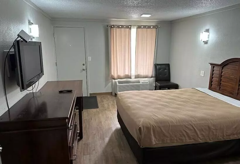 Hotelli Cozy Garden Inn