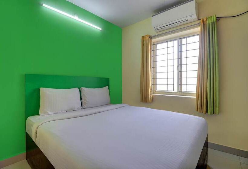 هتل Fab Green Tree Inn