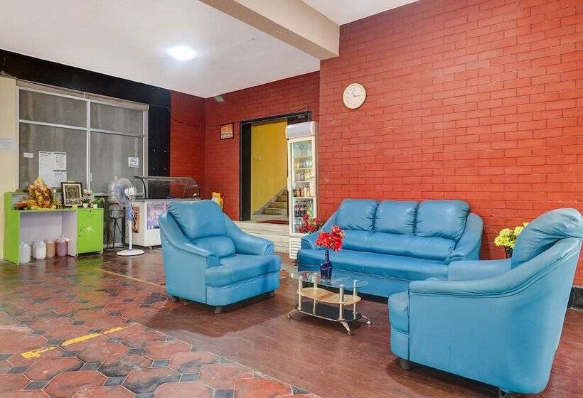 هتل Fab Green Tree Inn