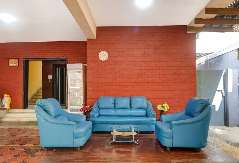 هتل Fab Green Tree Inn