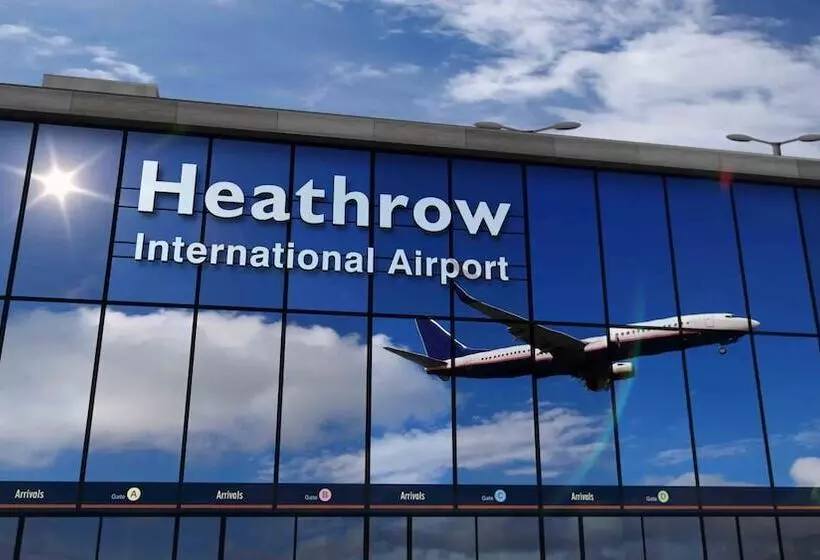 ホテル Heathrow Stays The Magna Carta Windsor