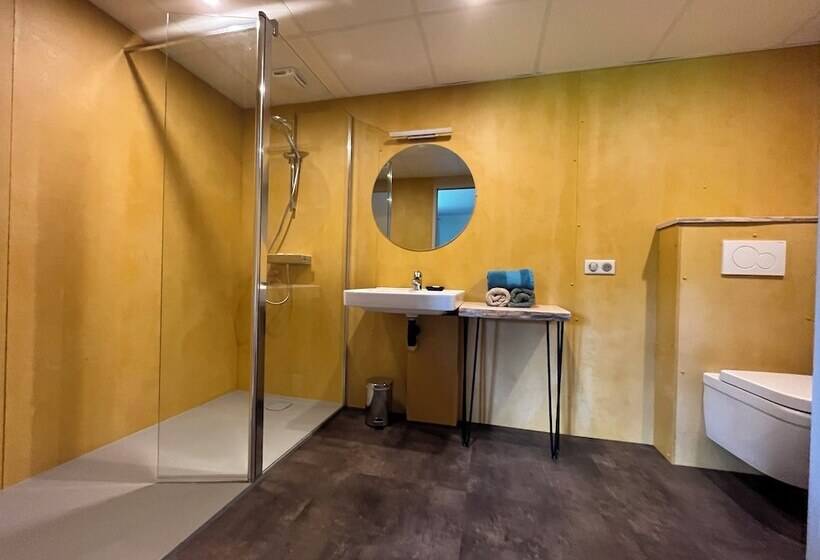 Отель Hôtel En Tilleul