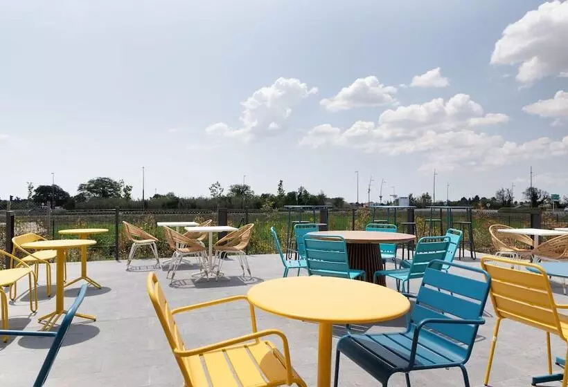 Hotelli Ibis Styles Miramas