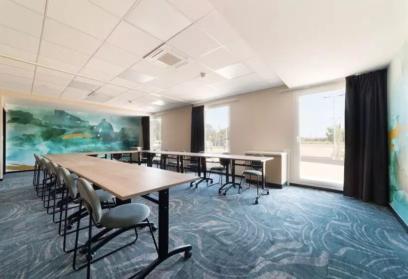 Hotelli Ibis Styles Miramas