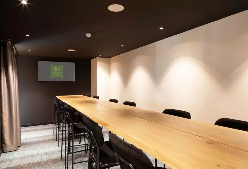 Hotelli Ibis Styles Miramas