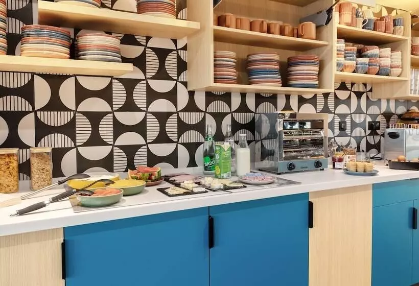 Hotelli Ibis Styles Miramas