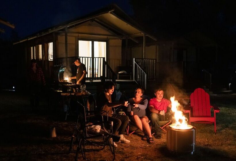 Отель Outdoorsy Bayfield