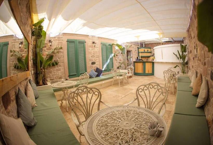 בית מלון כפרי Panjur Cunda 1852