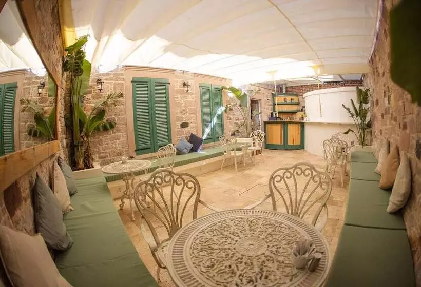 Hotelli Panjur Cunda 1852