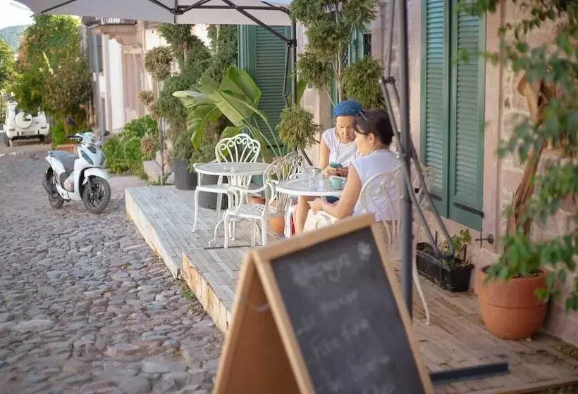 Hotelli Panjur Cunda 1852