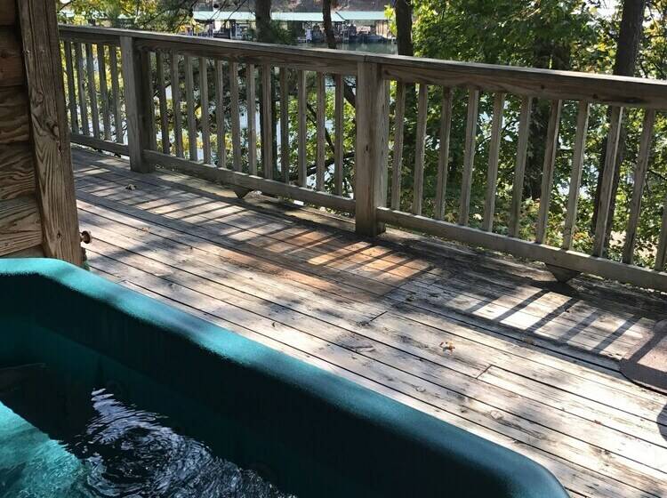 Lake View Two Bedroom, Two Bath Harbor North Luxuryloft Cottage With Private Hot Tub Overlooking Lak