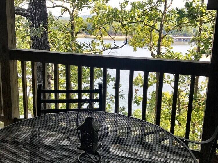 Lake View Two Bedroom, Two Bath Harbor North Luxuryloft Cottage With Private Hot Tub Overlooking Lak