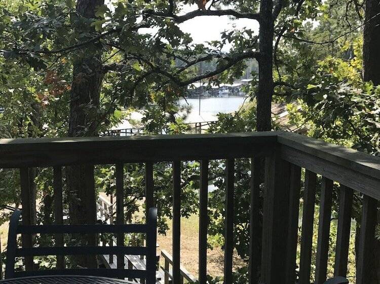Lake View Two Bedroom, Two Bath Harbor North Luxuryloft Cottage With Private Hot Tub Overlooking Lak