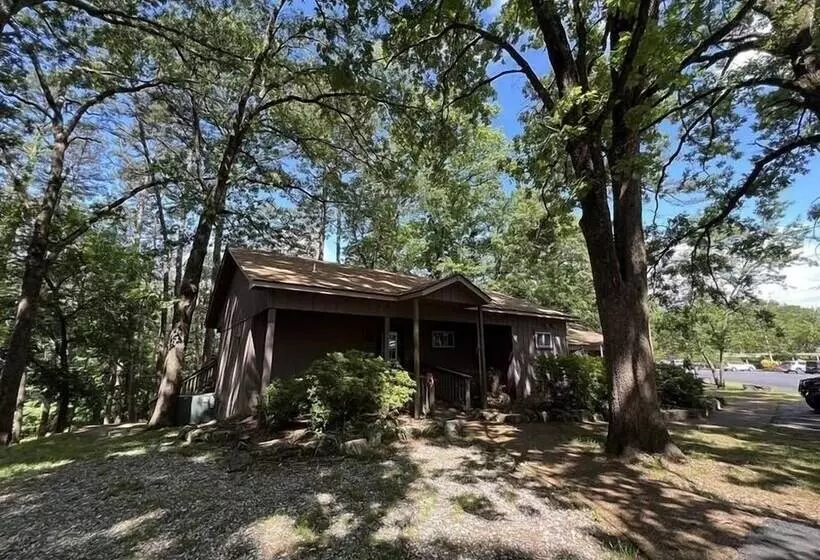 Mountain Harbor Forest View Lodge Cottage By Redawning