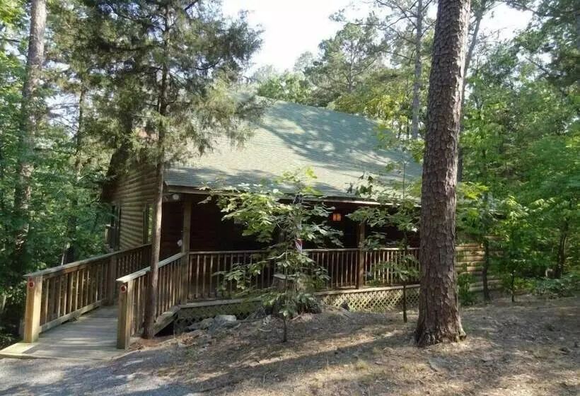 One Bedroom, One Bath Log Sided Cottage With Private Hot Tub On Lake Ouachita. By Redawning