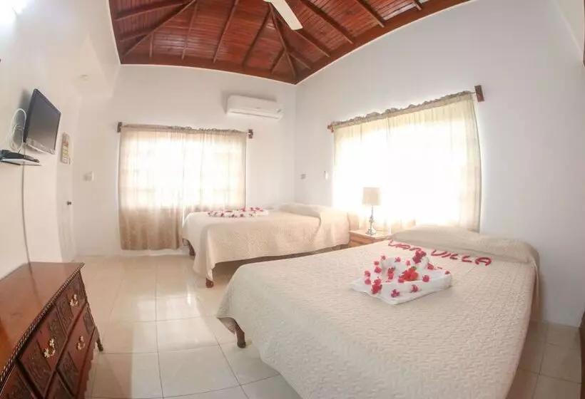 پانسیون Van Villa Holidays