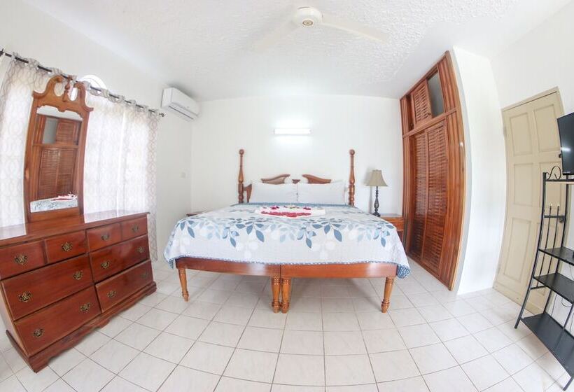 پانسیون Van Villa Holidays