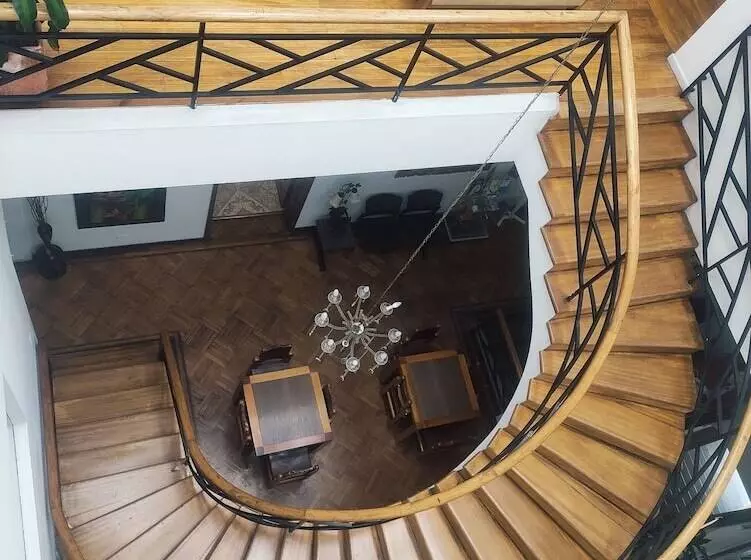 ホテル Bella Montaña