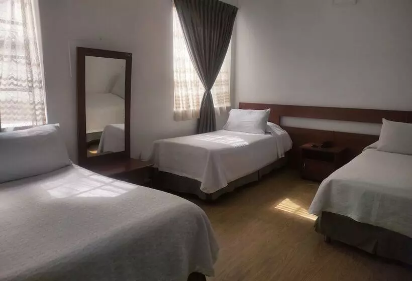 ホテル Bella Montaña