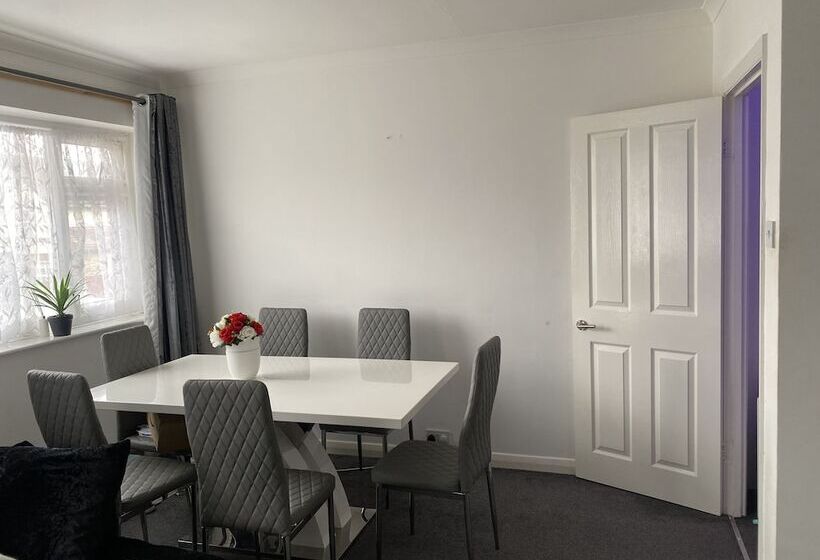 레지던스 Gorgeous 2 Bed Apt In Leafy Richmond!