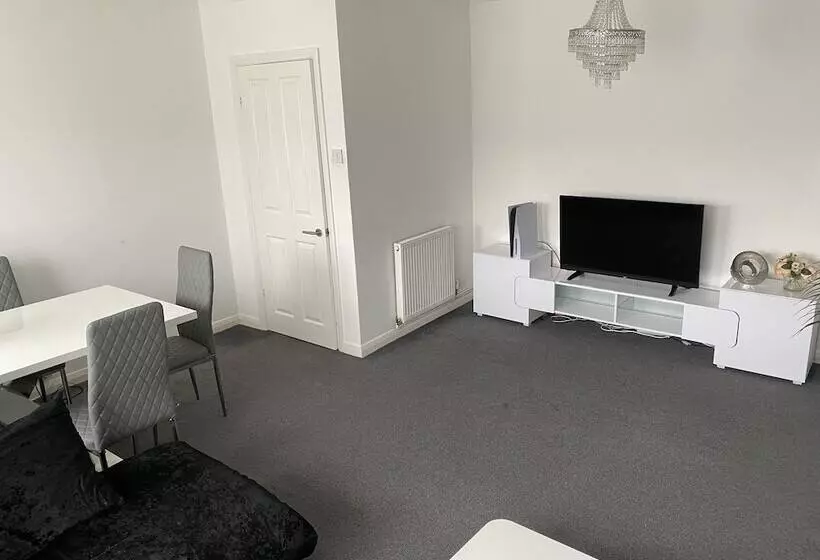 Residenssi Gorgeous 2 Bed Apt In Leafy Richmond!