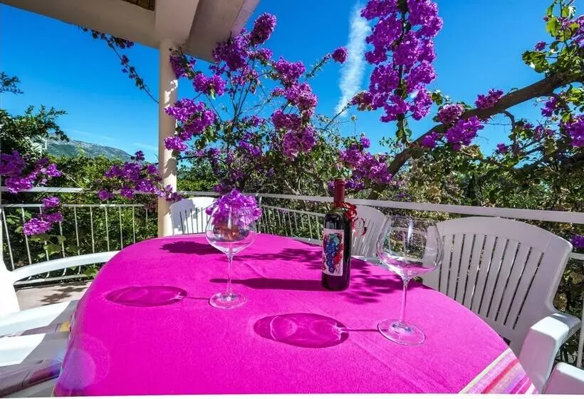 Residenssi Stunning 3 Bed House In Orebic