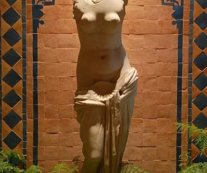 Residencial La Quinta Park Suites