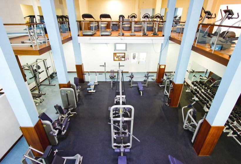 Residencial La Quinta Park Suites