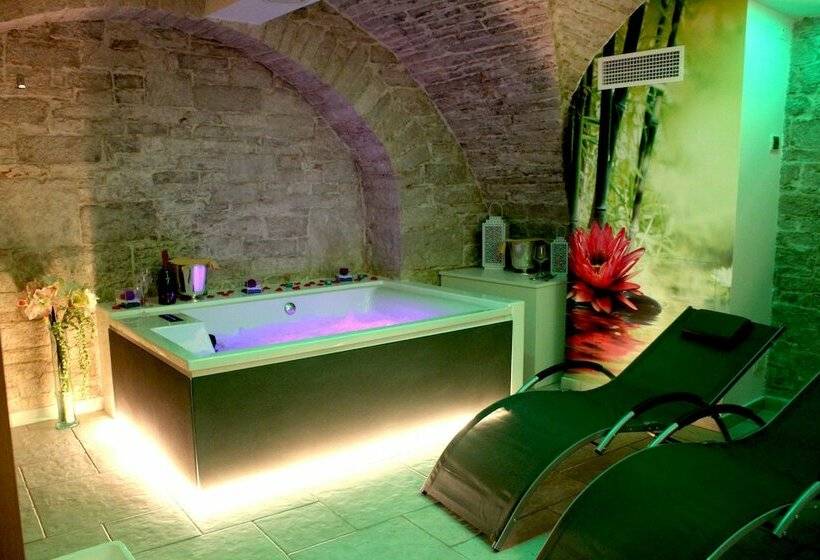 Bed and Breakfast Rubis Relais & Spa