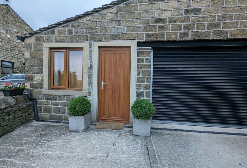 Cozy Cottage Retreat Less Than A Mile From Haworth