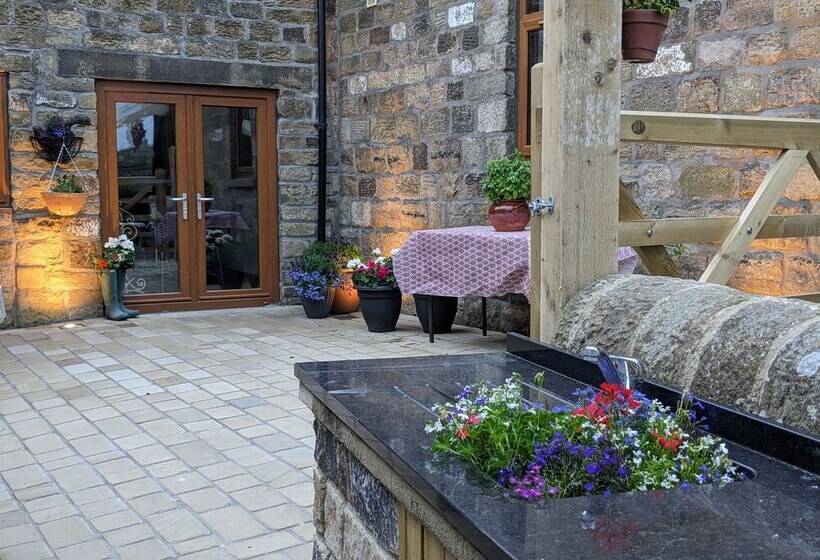 Cozy Cottage Retreat Less Than A Mile From Haworth