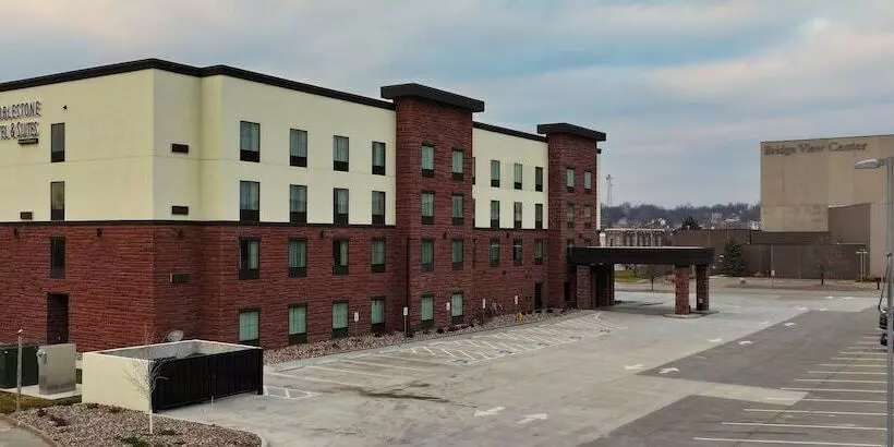 Cobblestone Hotel & Suites   Ottumwa