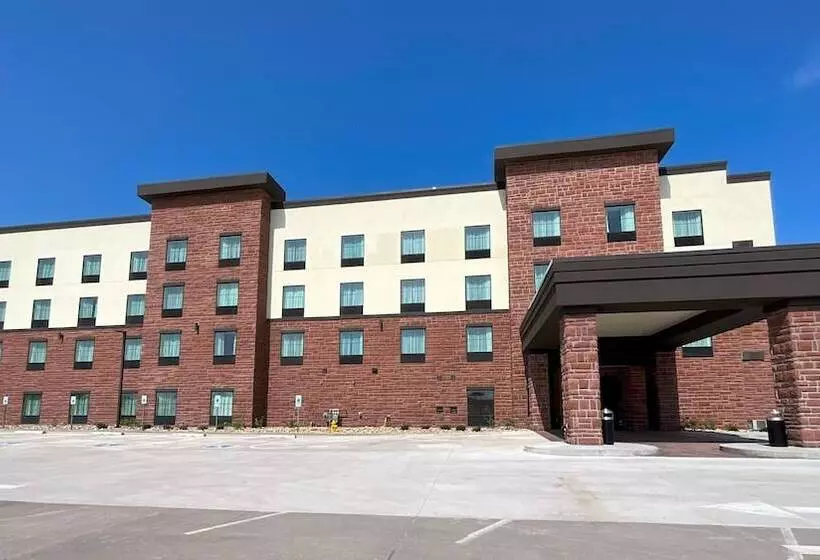 Cobblestone Hotel & Suites   Ottumwa