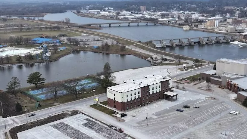 Cobblestone Hotel & Suites   Ottumwa