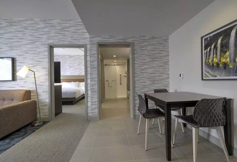 ホテル Home2 Suites By Hilton Allentown Bethlehem Airport
