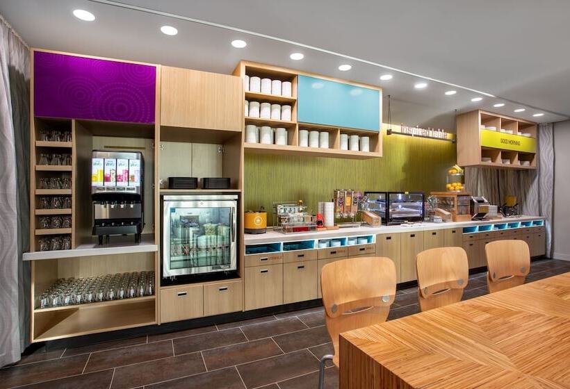 בית מלון כפרי Home2 Suites By Hilton Calhoun