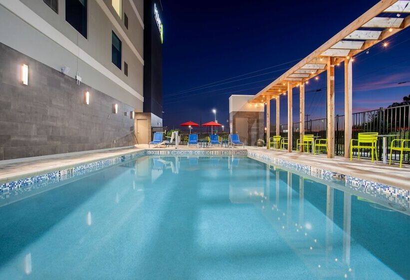 בית מלון כפרי Home2 Suites By Hilton Calhoun